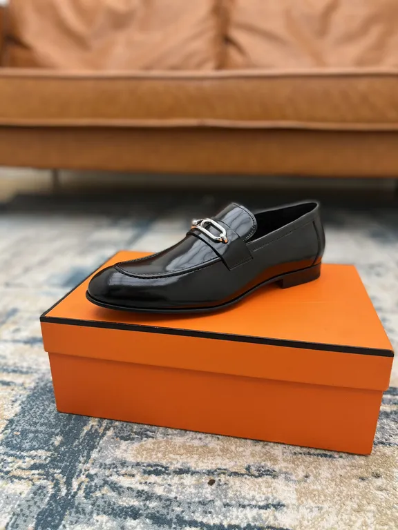 Hermes Shoe 